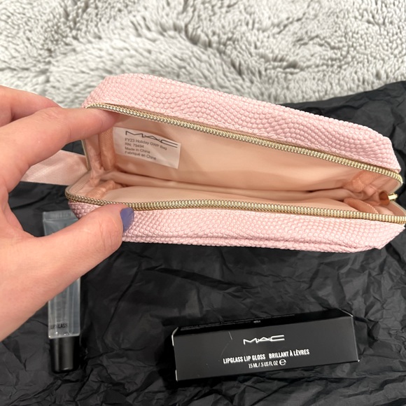 TWO - MAC COSMETICS CLEAR GLOSS (Full Size) + Makeup Bag - Picture 2 of 3